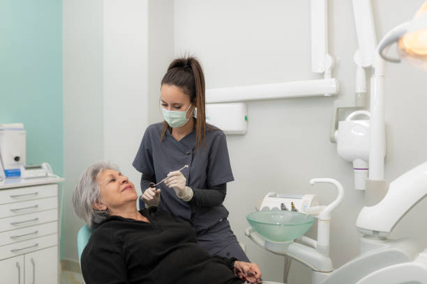 Best Emergency Gum Treatment in Peoria Heights, IL